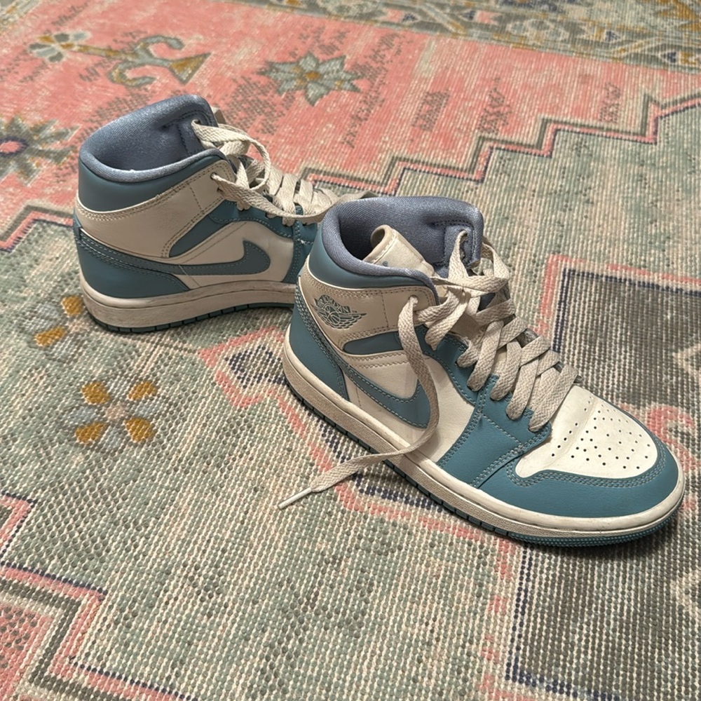 Nike Air Jordan’s, kids sz 5
